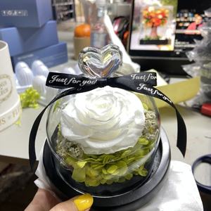 Cadeaux les plus populaires <span class=keywords><strong>Rose</strong></span> éternelle <span class=keywords><strong>La</strong></span> <span class=keywords><strong>Belle</strong></span> <span class=keywords><strong>et</strong></span> <span class=keywords><strong>la</strong></span> Bête préserver fleur en coeur dôme de verre - Product Image 5