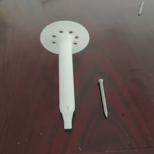 Fixations isolées en plastique, clous isolants de 20-250 mm, avec clous à tige lisse et isolation - Product Image 3