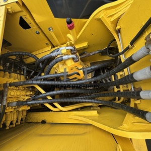 Transport Gratuit pour Projets d'Infrastructure : Excavatrice Hydraulique sur Chenilles d'Occasion Komatsu PC220 de 22 Tonnes - Product Image 5