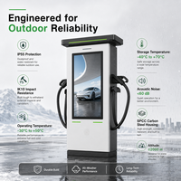 Chargeur rapide DC pour véhicules électriques 120 kW à double sortie avec écran publicitaire pour fournisseur de bornes de recharge publiques