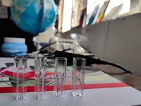 Microcubeta Transparente de Material PS/PMMA de 1.5ml-4ml, Uso Médico y de Laboratorio OEM, Personalizable OBM/ODM, Marca FSK, Garantía de 3 Años