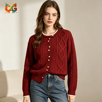 CG Custom Label Premium Atmungsaktive Winter Euro-Amerikanische Damen-Strickjacke mit Perlenmuster am Kragen Lässiger Cardigan mit Einknopfverschluss