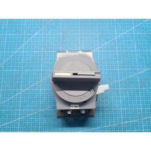 Interruptor Automático de Caja Moldeada LS ELECTRIC ABN103C 100AF 3P ABN103c-3P-100A + N-30b Usado Como Equipo Semiconductores Legacy - Product Image 2