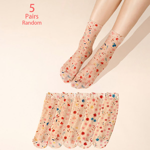 Nouveau Bonne Maison femmes <span class=keywords><strong>chaussettes</strong></span> français Niche Fun mi-haut à la mode équipage longueur mince tricoté peinture à l'huile Art couleur pour le printemps - Product Image 1