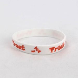 Pulsera de Silicona de Halloween con Diseño de Calabaza y Murciélago, Logotipo Personalizado, Impermeable, Regalo para Fiestas - Product Image 3