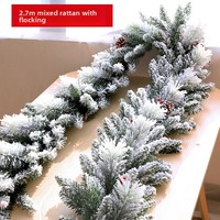 Karangan Bunga Natal Buatan 2.7m dengan Cabang Campuran, Kerucut Pinus, Buah Berry Merah untuk Dekorasi Pegangan Tangga, Karangan Bola