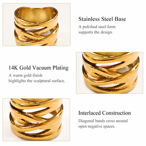 แหวนวงกว้างสแตนเลสสตีลชุบทอง 14K แบบสุญญากาศ ดีไซน์ฉลุลายสีทองและสีเงิน - Product Image 3
