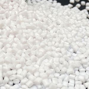 Wholesale <b>PET</b> High Strength Best Virgin <b>PET</b> YS-W01 Granules Resin Low Acetaldehyde Plastic Material for Water and Oil Bottles - Product Image 2