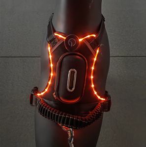 LINLI充電式照明付き犬用ベストハーネス小中大型犬用調節可能なLEDライトアップ犬用ハーネスうんちバッグ付き - Product Image 1
