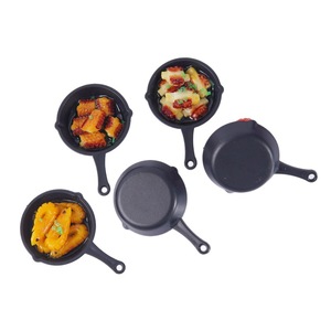 Pendentif mini-ustensile de cuisine 4 cm, amusant pour sac ou porte-clés, poêle tout-en-un pour faire sauter des galettes et des crevettes en pot. - Product Image 5