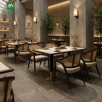 Ensemble de chaises et table de restaurant en rotin et bois avec dossier en osier et coussin moelleux pour hôtel et restaurant chinois