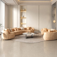 Neues modernes minimalistisches cremefarbenes Luxus-Stoffsofa mit geschwungener Form, Wabi-Sabi-Stil, unregelmäßiges Sofaset für das Wohnzimmer