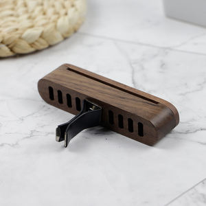 Diffuseur de parfum de bois de luxe anti-fuite pour voiture 10Ml Bullet Silent Perfume Essential Oil Diffuser Machine Car Holder - Product Image 4