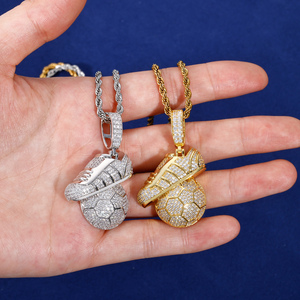 Colgante de Plata de Ley 925 con Moissanita VVS Iced Out, Diseño de Zapatilla de Fútbol, Joyería Deportiva Hip Hop, Amuleto para Regalo de Hombre, Venta al por Mayor - Product Image 3