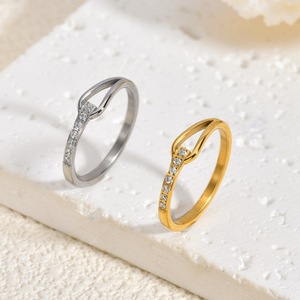 Anello Impermeabile in Acciaio Inossidabile 316L Placcato Oro 18K con Zirconi, Regalo per Matrimonio e Fidanzamento, Anelli Abbinati per Coppie - Product Image 3