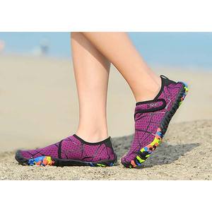 Chaussettes Aqua légères les plus vendues pour la plage et la piscine <span class=keywords><strong>Chaussures</strong></span> <span class=keywords><strong>de</strong></span> pataugeoire pieds nus à séchage rapide avec sensation pieds nus - Product Image 3