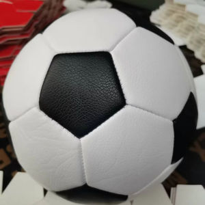 Balón de Fútbol Cosido a Máquina de PU, Económico, Venta al Por Mayor de Fábrica, para Deportes Escolares y Entrenamiento de Principiantes - Product Image 5