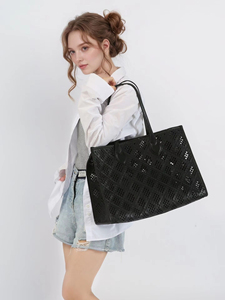 Sac fourre-tout en PU grande capacité pour femme, haute qualité, fermeture ouverte, style identique à celui des célébrités d'Internet, confortable à porter à l'épaule ou sous le bras - Product Image 4