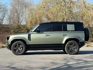 Coche USADO 2023 USADO Defenders <span class=keywords><strong>110</strong></span> AWD Altamente equipado LHD RHD Volante a la izquierda - Product Image 3