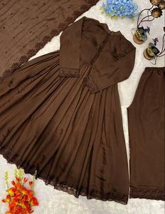 Elegante Vestido de Fiesta Tradicional de Diseño Nuevo con Hermosos Bordados, Traje Étnico Premium para Mujer, Vestido de Novia - Product Image 4