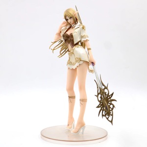 Figurine PVC 1/7 de Mage Féminin Elfe Blanc Tenant un Écusson, Série Cute Things Museum Trading Lineage 2 - Product Image 1