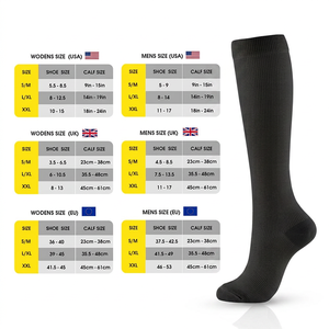 Chaussettes de compression imprimées Halloween effrayantes en gros 20-30 mmHg, hauteur genou, motif citrouille et crâne, pour infirmières (cadeau) - Product Image 2