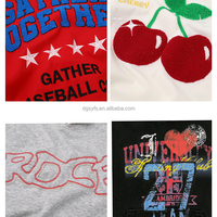 T-shirt unisexe oversize à manches longues, col rond contrastant, imprimé graphique lettres, style streetwear décontracté et ample