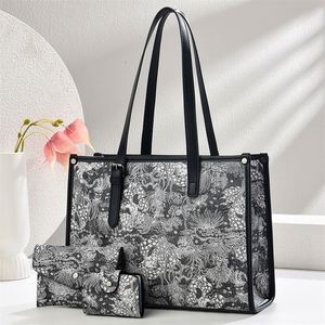 Trendy Flower Pattern Handbags Lady's Leather Totes <b>Large</b> Capacity PU Tote Bag <b>Purse</b> Set - Product Image 3