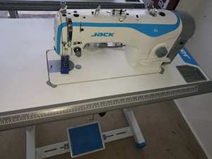<span class=keywords><strong>Machine</strong></span> à <span class=keywords><strong>coudre</strong></span> <span class=keywords><strong>Jack</strong></span> <span class=keywords><strong>F4</strong></span> à entraînement direct, point noué, avec table complète, garantie 3 ans, <span class=keywords><strong>prix</strong></span> avantageux, en promotion - Product Image 6