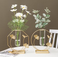 Vase en cristal de verre Art Déco créatif coréen, décoration d'intérieur, sens raffiné, ornement de table à manger pour l'arrangement floral, pour le salon