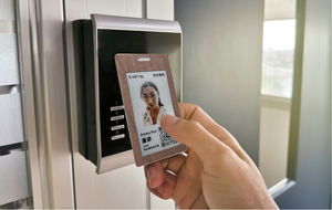 Best Quality Color E-Ink <strong>Display</strong> Support update 1.54 3.7 Inch Four Color E Ink Screen E Paper <strong>Display</strong> for Bag Accessories - Product Image 5