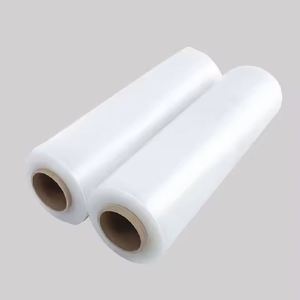 Logotipo personalizado impreso 5 capas 300m PE película elástica transparente superficie de alto brillo embalaje suave uso doméstico - Product Image 1