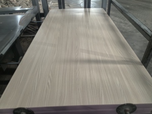 Barato <span class=keywords><strong>MDF</strong></span> Suministro de fábrica Rebanada Madera de pino blanco <span class=keywords><strong>MDF</strong></span> <span class=keywords><strong>Formica</strong></span> Tablero laminado de <span class=keywords><strong>MDF</strong></span> - Product Image 2