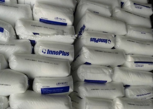 Grado de contacto con alimentos HDPE HD7000F Pellet de HDPE virgen de gel bajo para moldear Material de grado de película de embalaje - Product Image 5