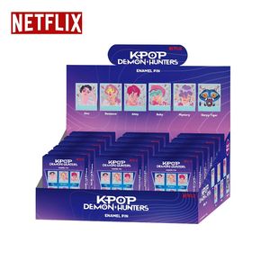 เข็มกลัดตัวละคร Netflix ทำจากโลหะผสมสังกะสี กล่องสุ่ม ของสะสม ป้ายติดเสื้อ ของที่ระลึก งานปาร์ตี้ - Product Image 1