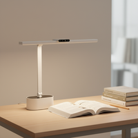 Lampe de table LED portable pliable blanche, lumière réglable et dimmable, chargement USB et horloge, idéale pour les salles d'étude et le travail sur ordinateur
