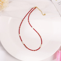 Collier et Bracelet Classiques Bohèmes Tribaux en Pierres Mélangées (Calcédoine Rouge, Corail Rouge, Perles) – Ornement de Style Personnel
