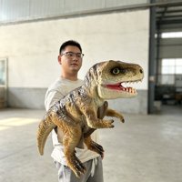 Marionnette de dinosaure bébé animatronique réaliste en métal, faite à la main, pour spectacle interactif pour enfants, utilisation en centre commercial