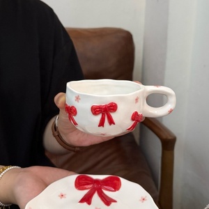 Tasse en céramique mignonne et girly avec cœur en relief et nœud, cadeaux de Noël, tasses à café, produits écologiques, tasse à latte et cappuccino - Product Image 5