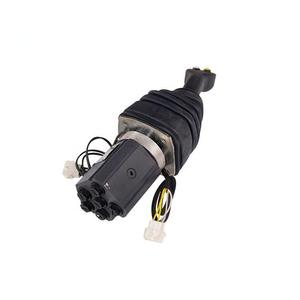 Repuestos para plantas de fabricación de cargadoras de ruedas, válvula piloto de control hidráulico 4THF5 CLG856H - Product Image 3