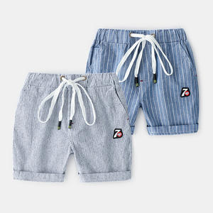 Achetez directement auprès du fabricant chinois des shorts de plage en coton rayés pour enfants, pantalons cinq points d'AliExpress - Product Image 1