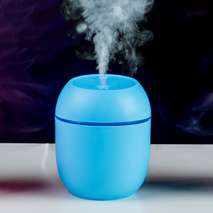 Consegna diretta in tutto il mondo della fabbrica di 220ml Mini auto aria Usb purificatore LED Aroma atomizzatore umidificatore aria - Product Image 1