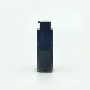 Envase Cosmético Cuadrado Personalizado con Bomba Dosificadora al Vacío de ABS, Botella con Pulverizador para Suero o Loción, 15ml 30ml 50ml - Product Image 5