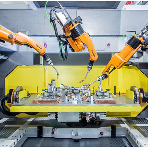 Robot Industrial de 6 Ejes para Soldadura de Viga Principal de Camiones y Remolques, Fabricado en China - Product Image 1