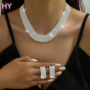 Ensemble de bijoux de luxe HY pour soirée, fiançailles et mariage, plaqué <span class=keywords><strong>argent</strong></span> avec strass incrustés, comprenant boucles <span class=keywords><strong>d</strong></span>'oreilles et <span class=keywords><strong>collier</strong></span> - Product Image 3