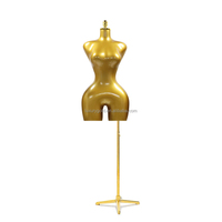 Mannequin féminin brésilien Deep Gold Curvy BBL, grandes hanches, modèle en cuir mat doré, demi-corps, grande taille