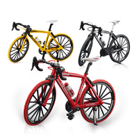 PANDAS-Modèle réduit de vélo en alliage 1:8, jouet de collection en métal durable avec décoration de simulation en plastique pour affichage