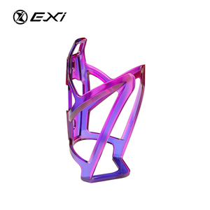 <span class=keywords><strong>Porte</strong></span>-bouteilles en <span class=keywords><strong>carbone</strong></span> durable et élégant OEM Accessoire pour vélo Matière plastique légère pour vélos de <span class=keywords><strong>route</strong></span> VTT pour vélo de <span class=keywords><strong>route</strong></span> - Product Image 2