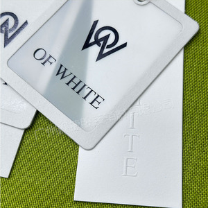 Tùy Chỉnh Thân Thiện Với Môi Người Đàn Ông Của Phụ Nữ Giấy Thẻ Quần Áo Trong Suốt Mềm Frosted Giá Nhãn Cho Hàng May Mặc Túi Lụa Màn Hình - Product Image 2