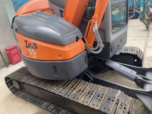 รถขุด HITACHI 55 ขนาด 5.5 ตัน สภาพ 95% ของแท้ พร้อม EPA CE HITACHI 75 รถขุดขนาดเล็กมือสอง hitachi 55 - Product Image 4